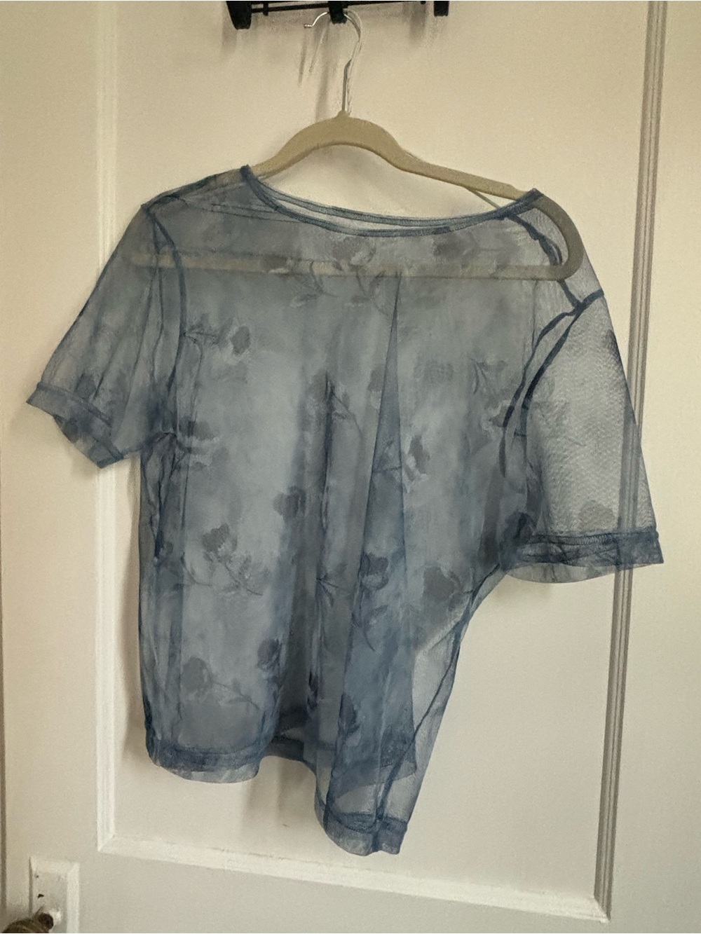 Sheer Blue Floral Short-Sleeve Women's Top Mesh stretch